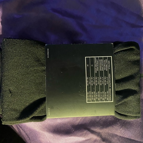 Women’s Leggings & Socks - Picture 2 of 5